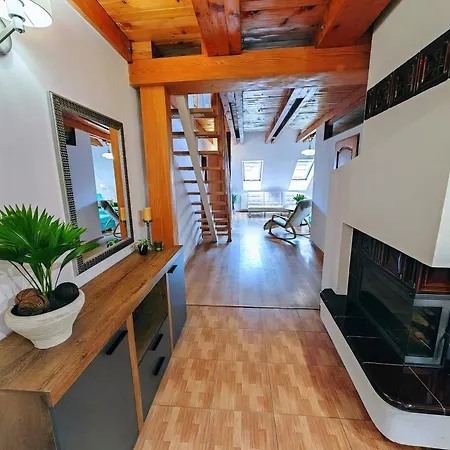 Karmen Old Town With Private Parking *